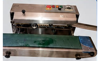 Pouch Packing Machine